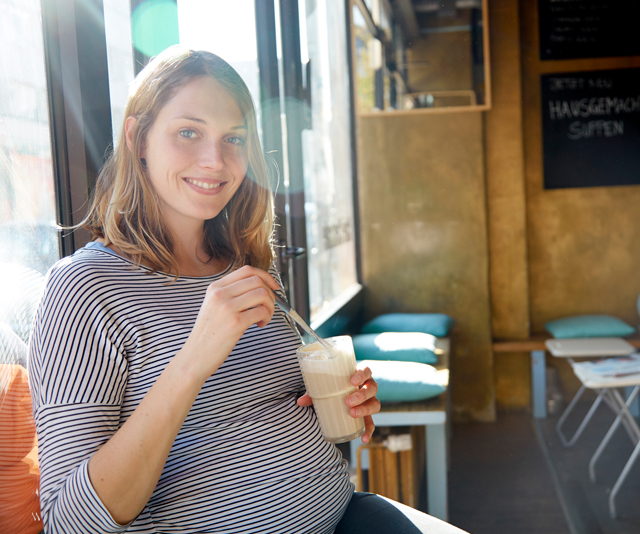 Is it safe to drink coffee while pregnant?