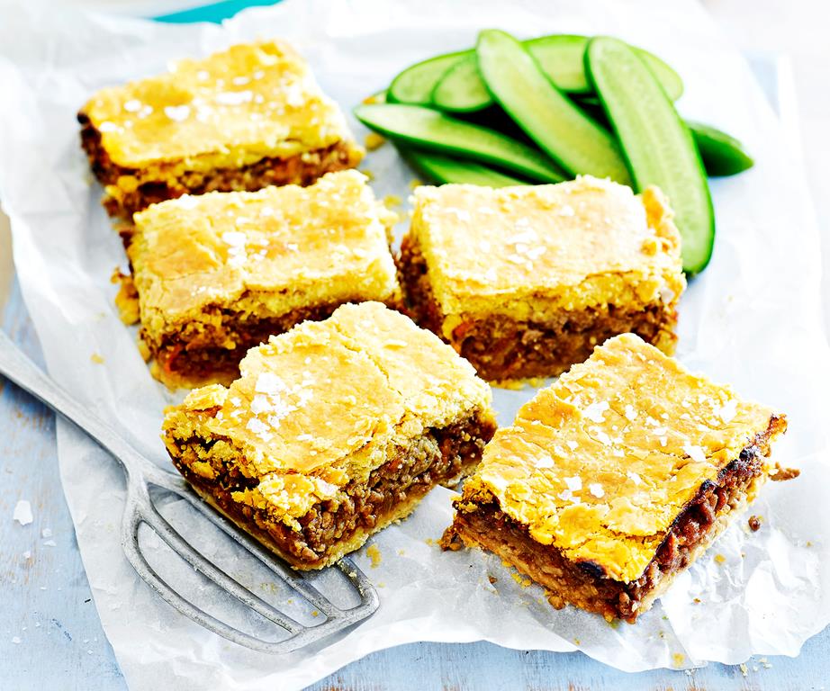 Savoury mince slice