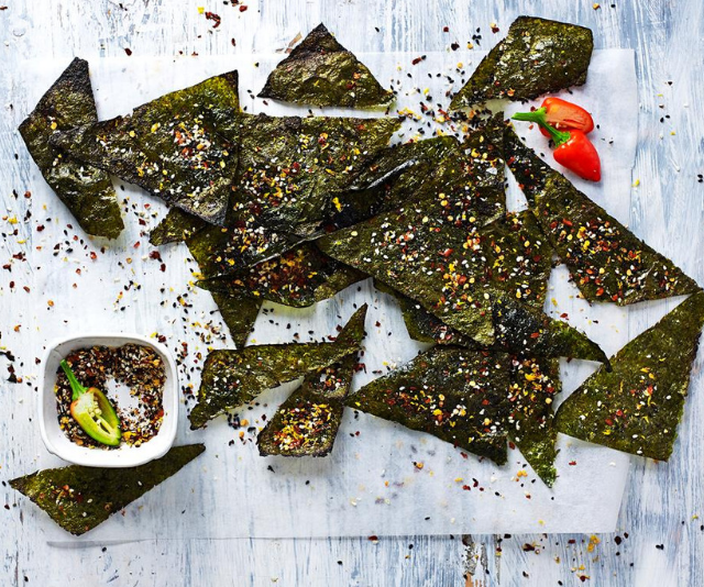 Toasted nori chips