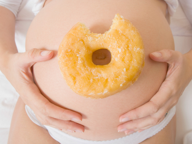 Research Shows Benefits of Women Eating During Childbirth