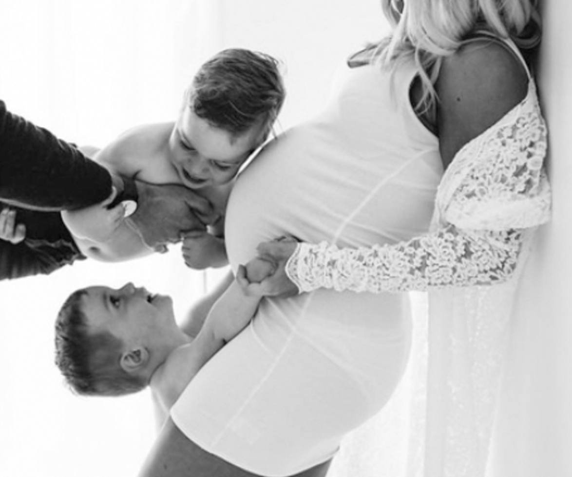 This new mum’s approach to rocking her post-baby body is as inspirational as it is beautiful