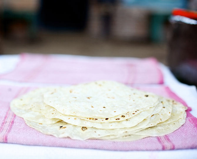 Strips of tortilla as a finger food