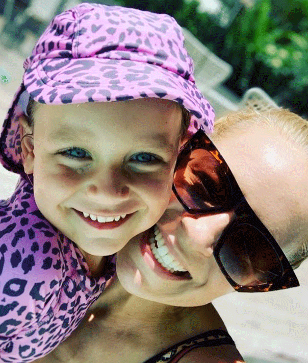 Carrie Bickmore, daughter Evie, swimwear.