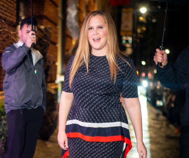 Amy Schumer paparazzi image