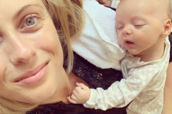 Sylvia Jeffreys shares a message to new mums feeling isolated and the response is beautiful