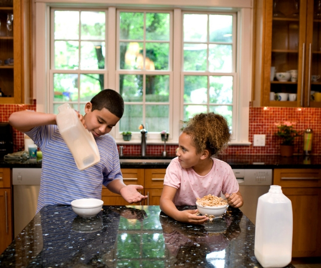 kids eating all the food
