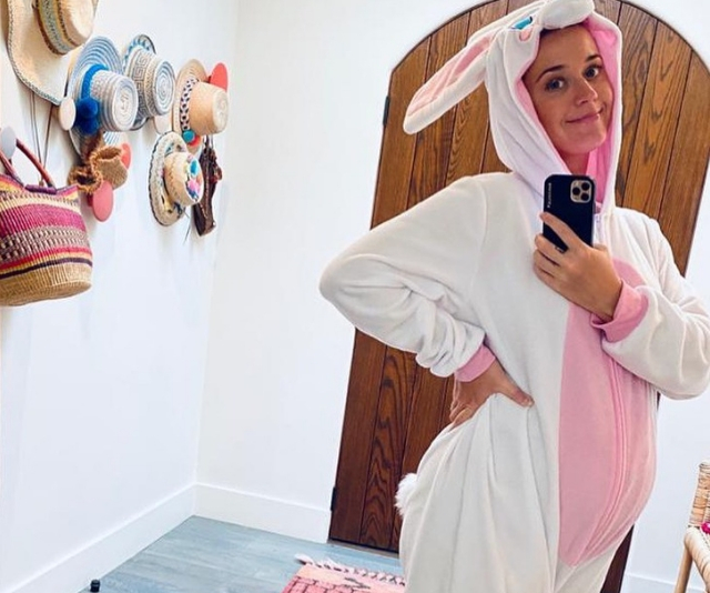 Katy Perry baby bump