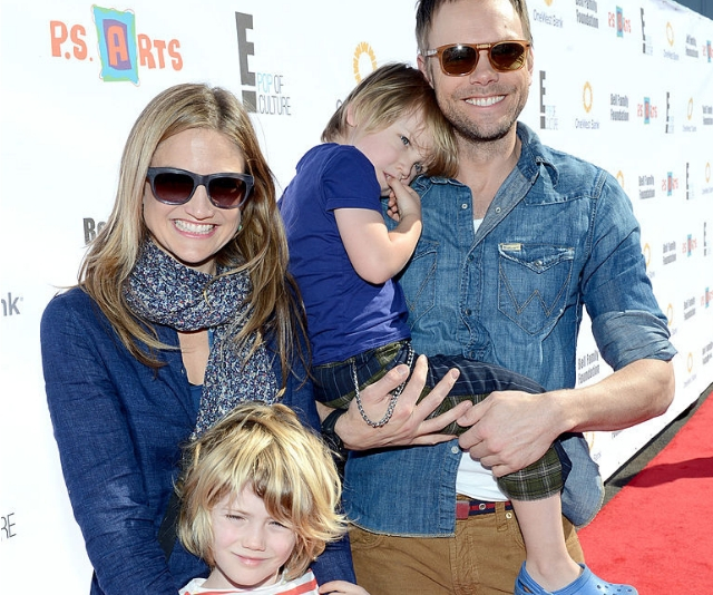 Joel McHale and family