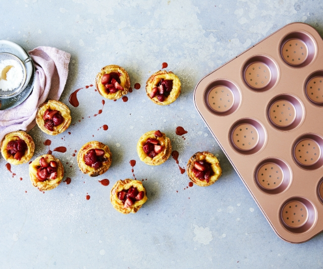 Wiltshire Rose Gold Bakeware