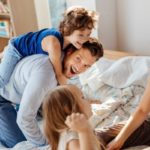 How playing with your kids in the morning gives your mental health a boost for the day