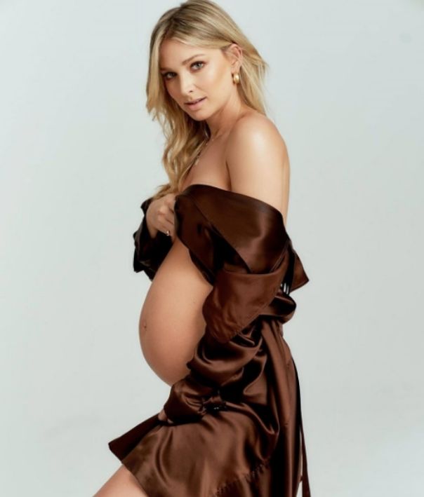 Anna Heinrich preg style