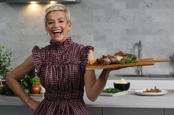 ‘Crap Housewife’ Jessica Rowe has been learning to cook and this marinating meat tip is invaluable