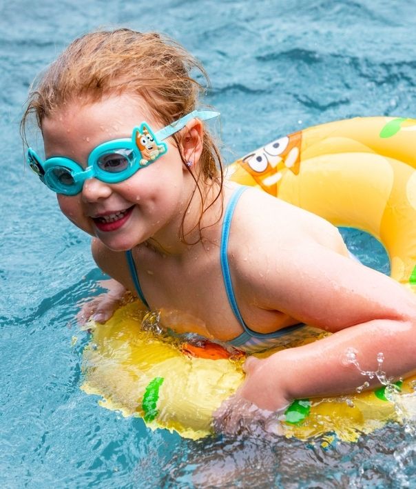 Goggles and swim ring