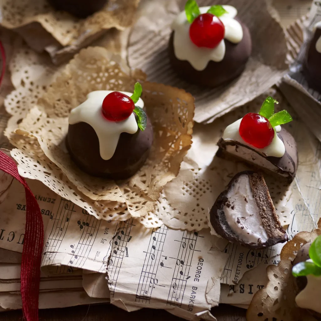 Christmas pudding cookies
