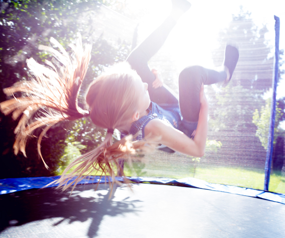 CHOICE tests reveal the safest trampoline for your backyard PLUS safe jumping tips