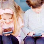 Children and mobile phones: How to set phone usage boundaries with your child from day one