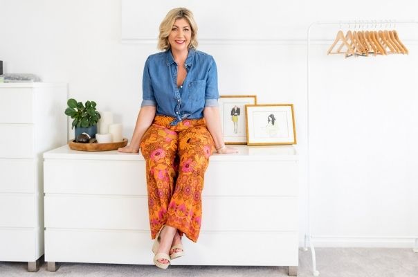 Meet the Aussie mum and social media star loved by women for her body positive fashion reviews