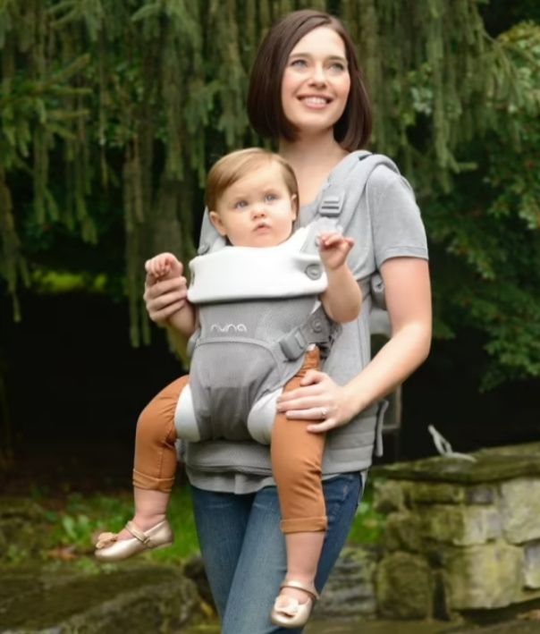 Nuna Cudl baby carrier