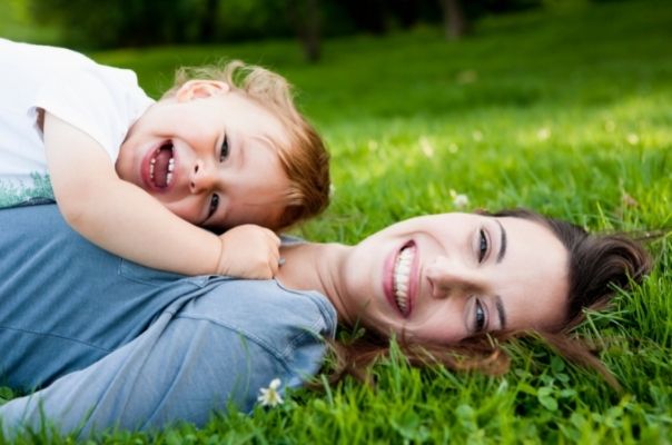 The best ways to take childhood learning outside, according to an outdoor play expert