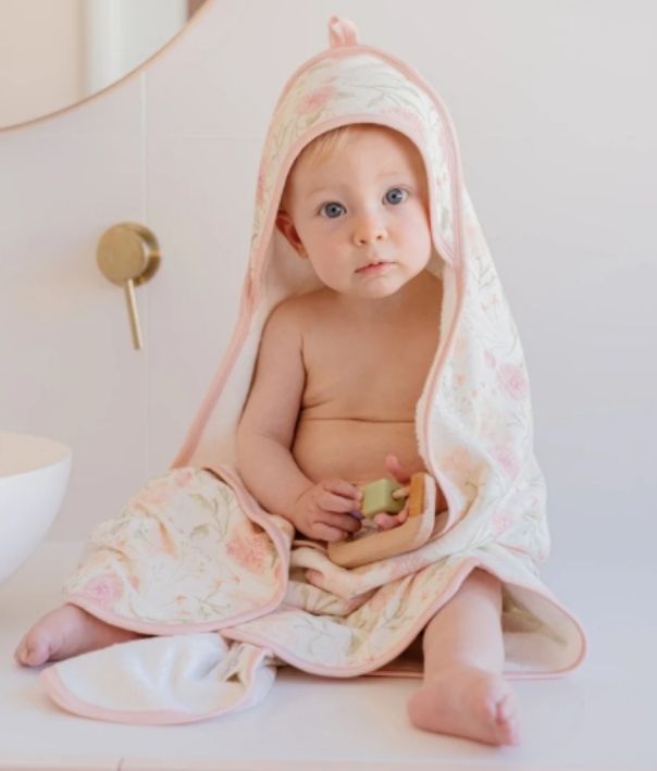 Hello Chooki hooded towels