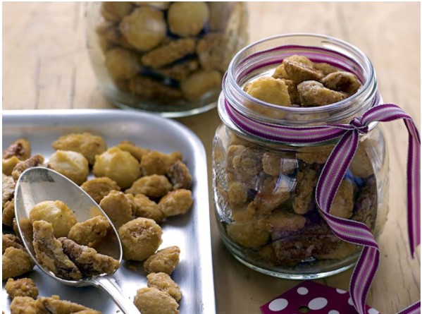 Crunchy Sugared Nuts