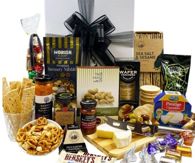 8 of the best hamper gifts for Christmas Bounty Parents