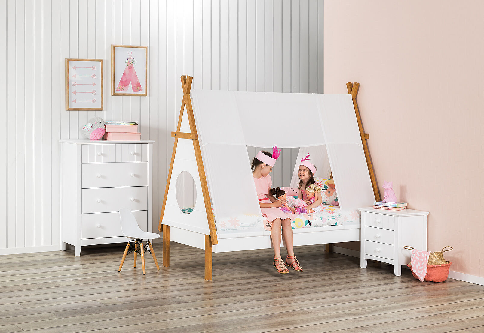 Teepee novelty bed