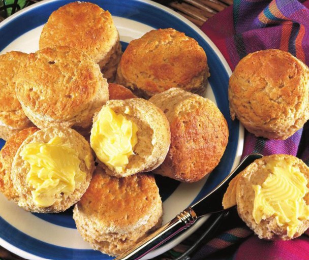 Honey wholemeal scones