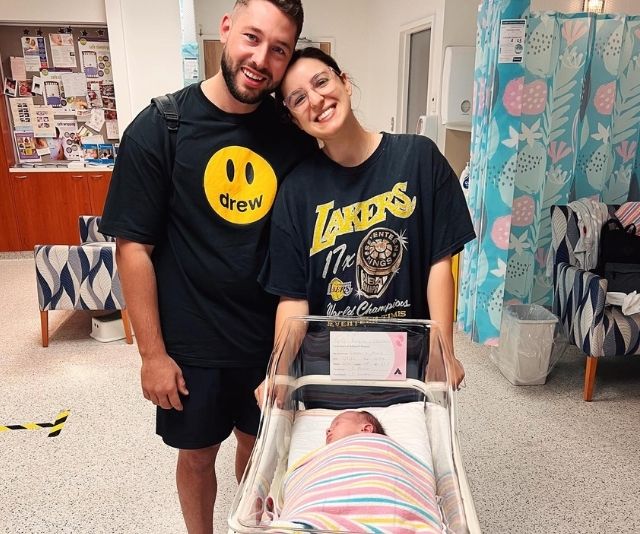 “It’s home time!” Leah Itsines takes baby Gigi home 21 days after giving birth