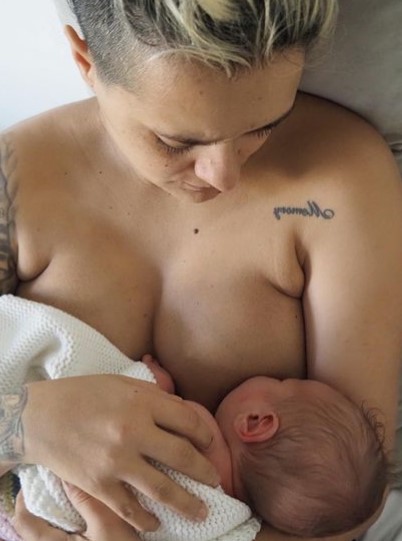 Hilarious: 25 Women Describe Their Boobs After Breastfeeding - My Plot of  Sunshine