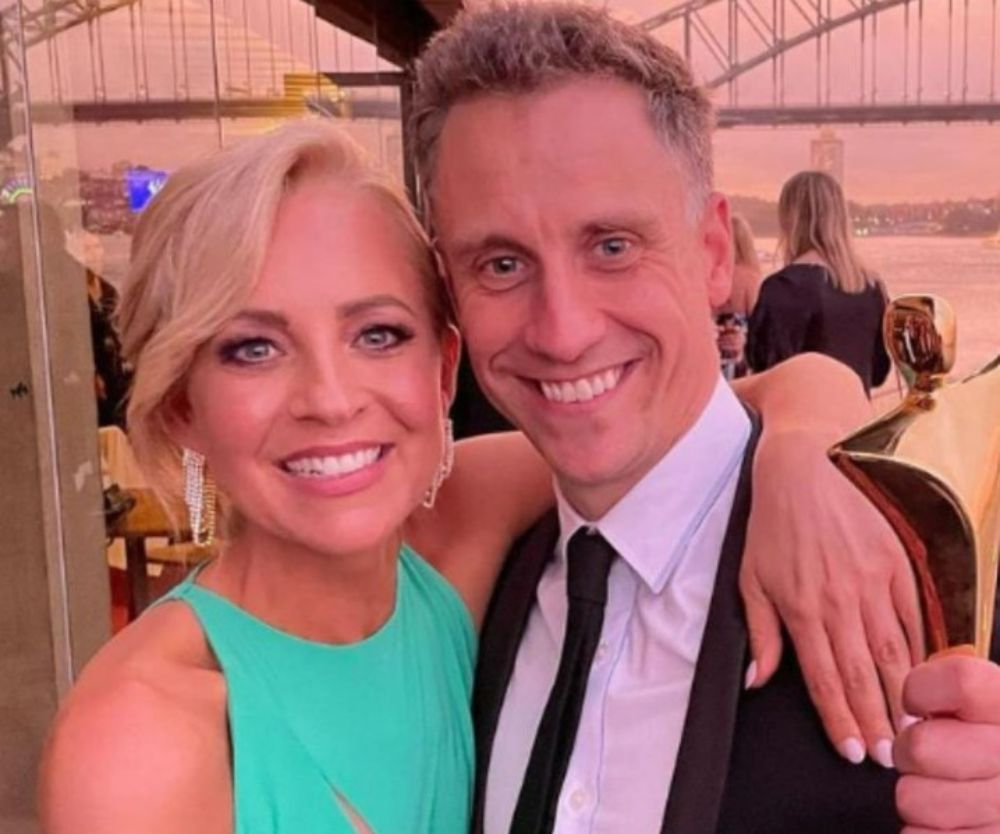 Carrie Bickmore SPLITS from partner Chris Walker