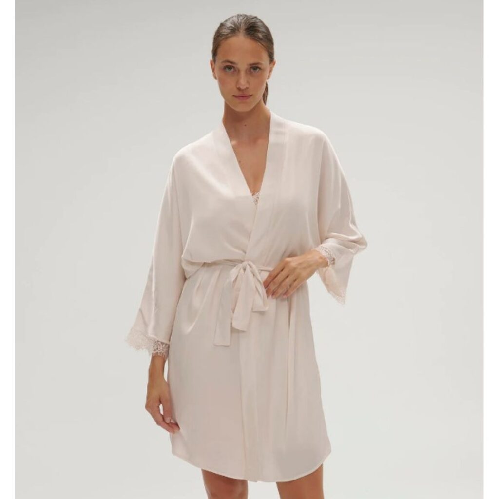 Satin Secrets Robe - Sakura Pink, Simone Perrellle