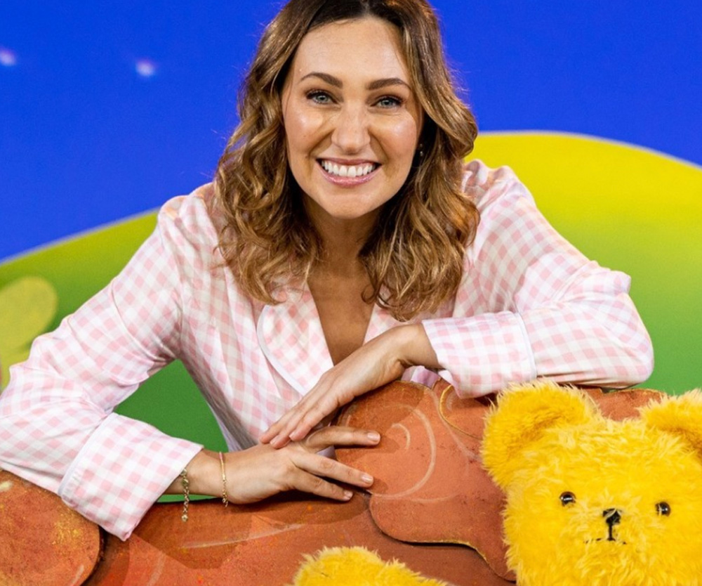 Zoë Foster Blake is ‘Pyjama Woman’ on the set of iconic Aussie kids’ program, Play School