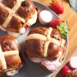 Airfryer hot cross buns s’mores recipe. Yummmm!