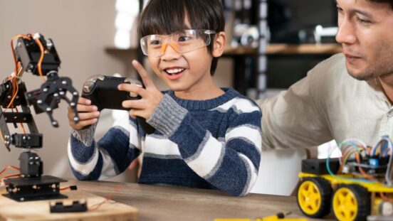 5 ways to introduce and encourage STEM education for your kids