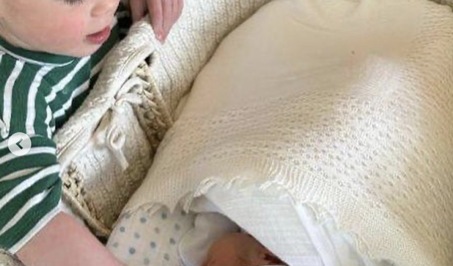 August is a big brother!