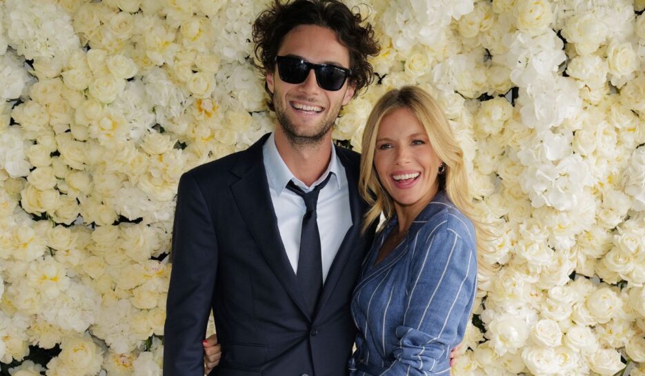 Sienna Miller and Oli Green are execting a baby