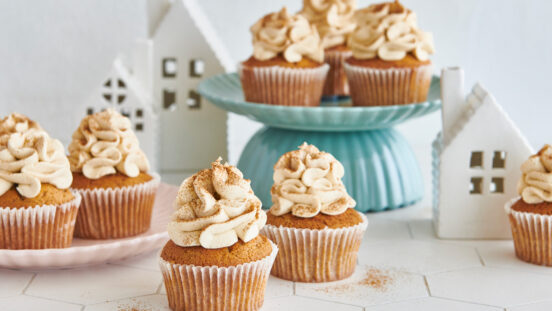 Gingerbread Cupcakes with Cinnamon Buttercream