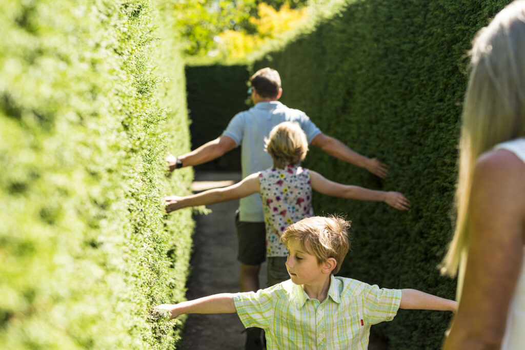 Family enjoying High Country Maze, Mansfield