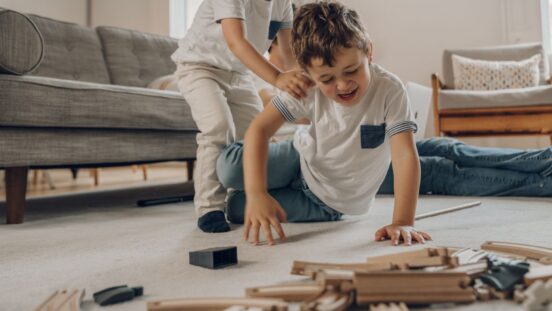 Siblings/ brothers fighting