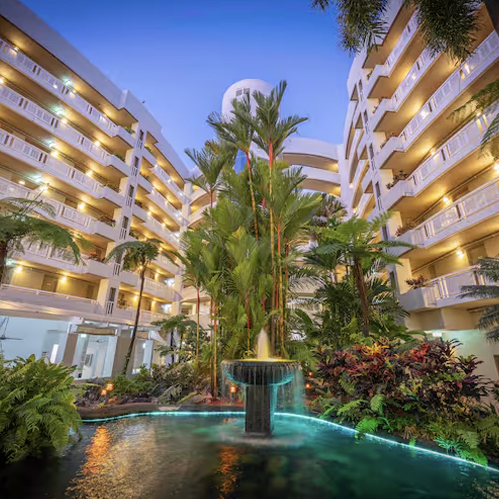 DoubleTree by Hilton Hotel Cairns