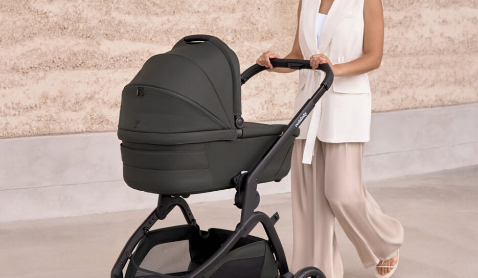 Redsbaby ONIX Pram