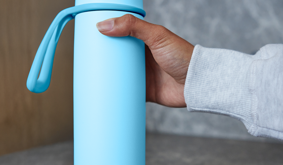 690ml Insulated Flip Top Bottle