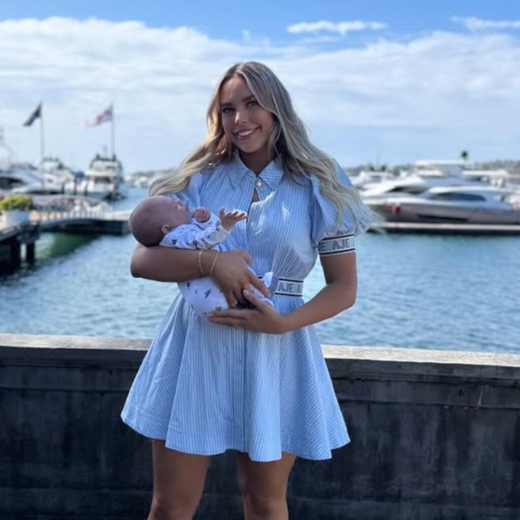 Former Bachelor star Cass Wood with her son, Teddy