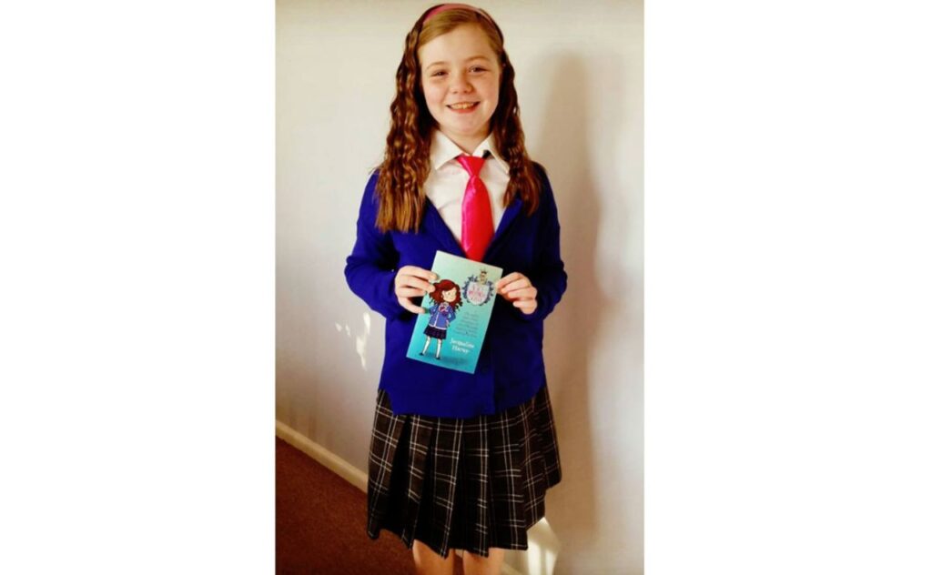 Alice-Miranda at School