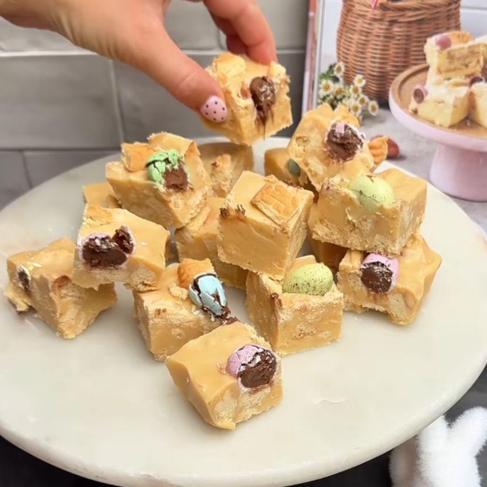 Easter baking hacks: Scotch Finger Easter fudge