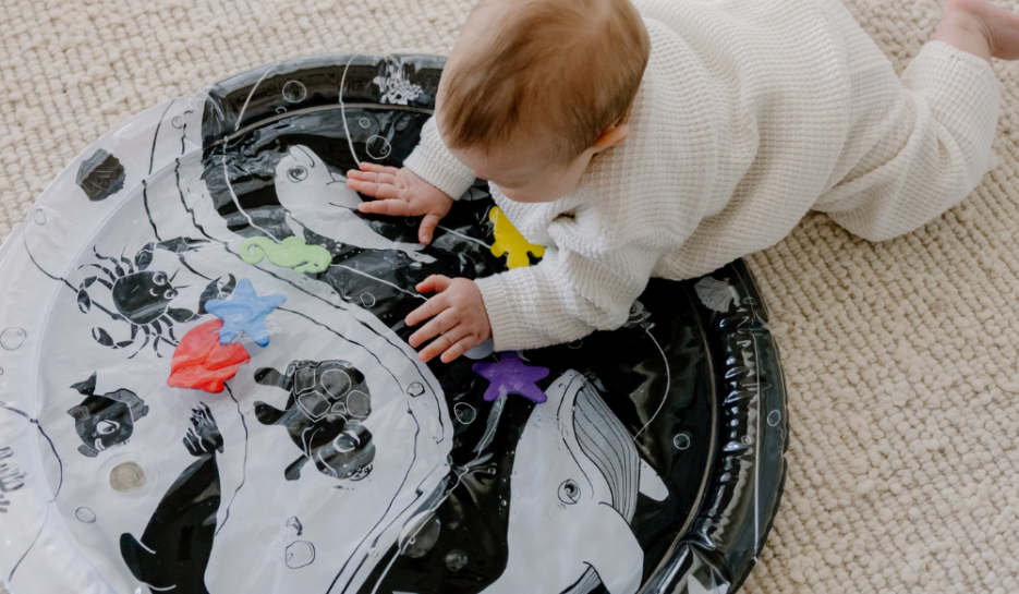Young Wonderer Under The Sea High Contrast Sensory Water Mat