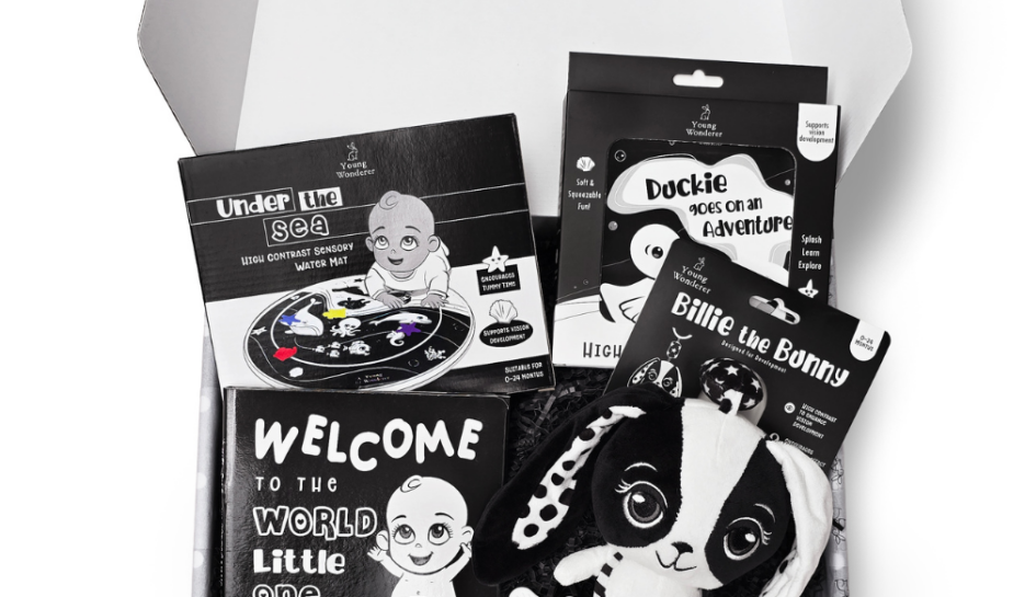 Young Wonderer Little Wonder High Contrast Baby Gift Set