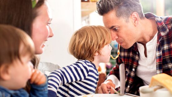 Meal delivery service: Young family having dinner