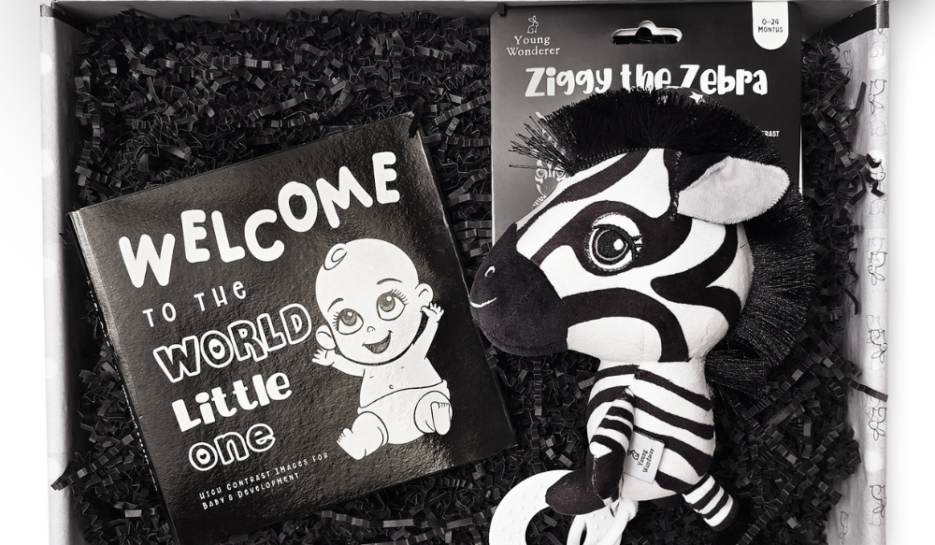Young Wonderer Welcome Little One Baby Gift Set